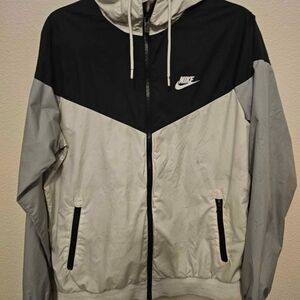 Nike Jacket Windbreaker Black/White $130